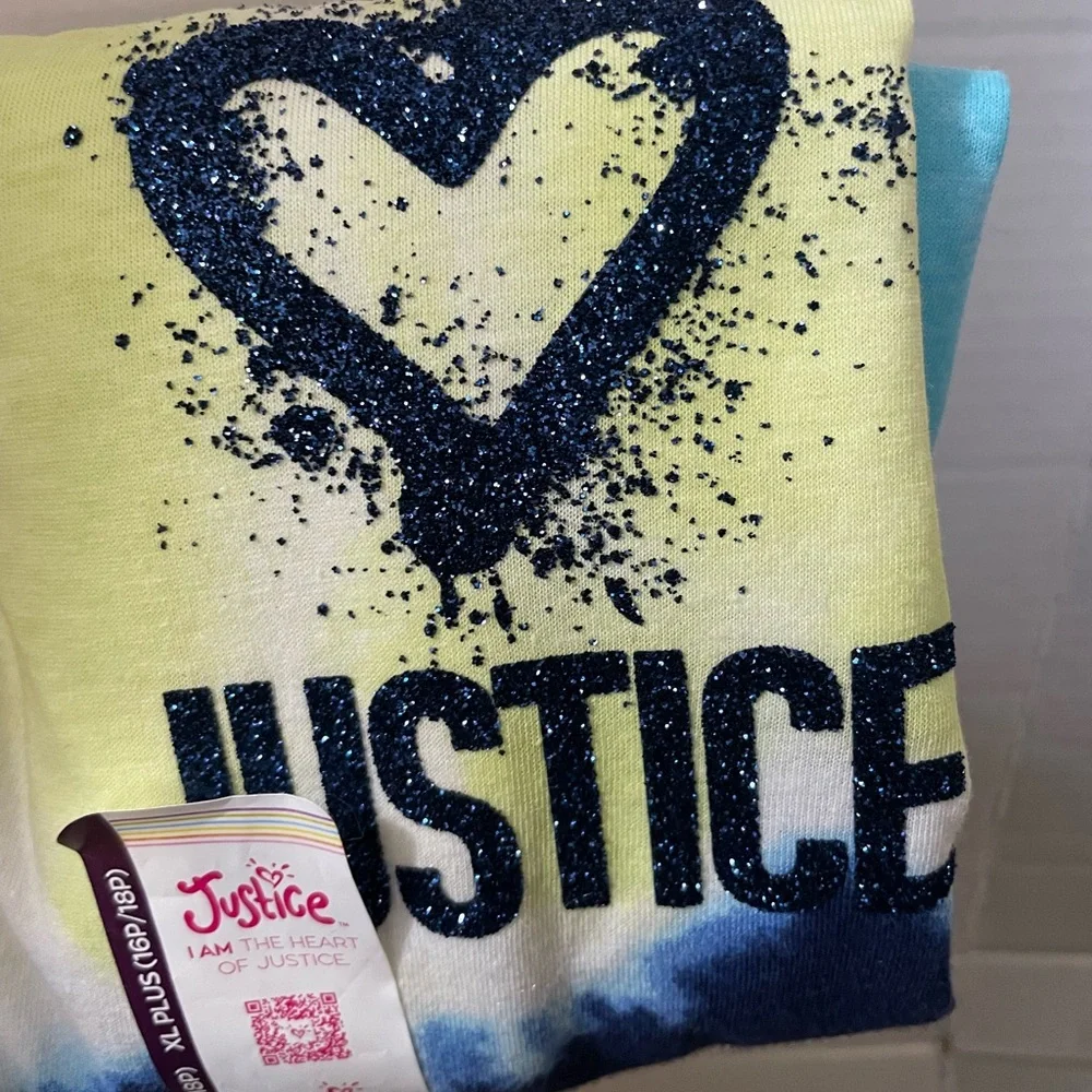 Justice Girls' XL PLUS  Boxy Split Hem Tie-Dye T-Shirt  Retro Fun Colorful Heart